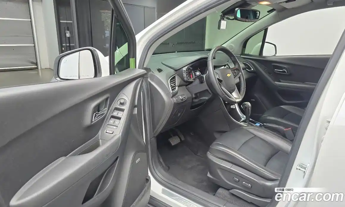 Chevrolet Trax 2017 1.4 гидро в Москве № 2053632, фото 13