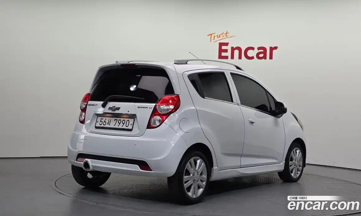 Chevrolet Spark 2014 1.0 гидро в Москве № 2053663, фото 2
