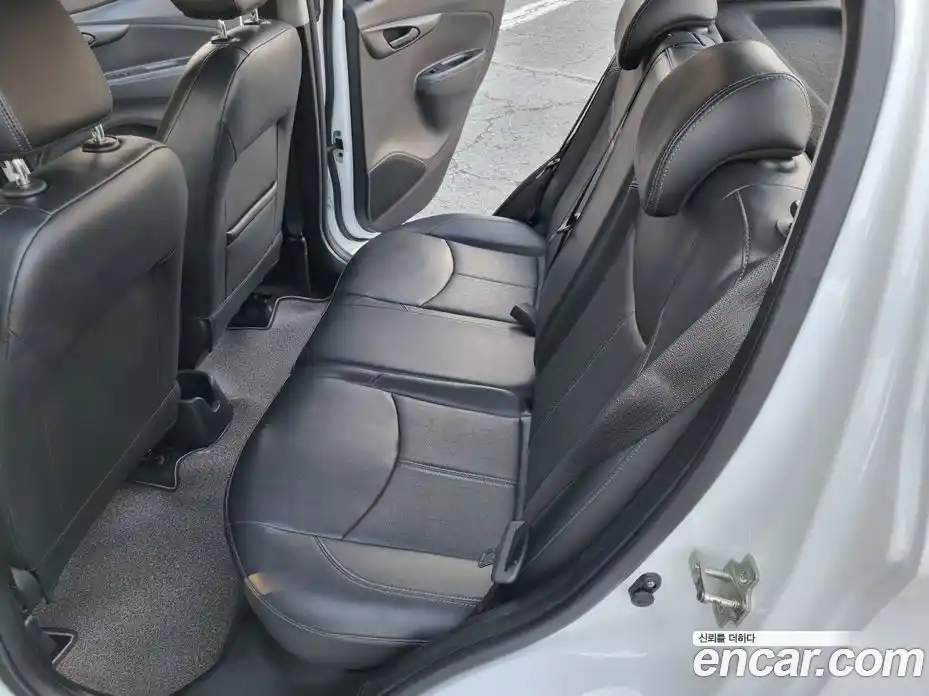 Chevrolet Spark 2015 1.0 гидро в Москве № 2053787, фото 14