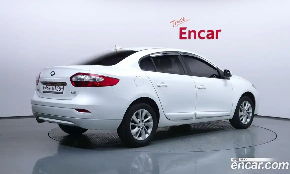 Renault SM3 2015 1.6 гидро в Москве № 2053879, фото 2