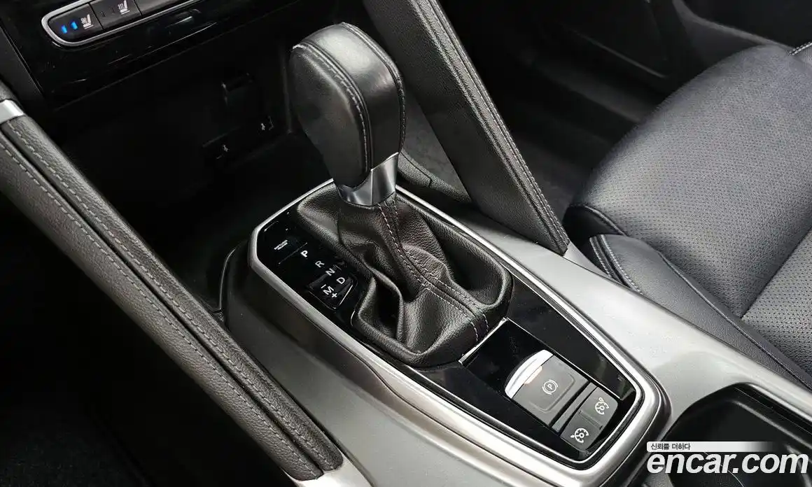 Renault QM6 2023 2.0 гидро в Москве № 2053903, фото 9