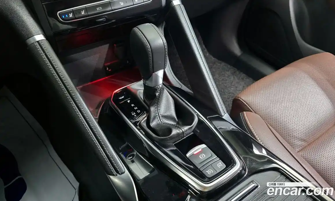 Renault QM6 2019 2.0 гидро в Москве № 2053914, фото 9