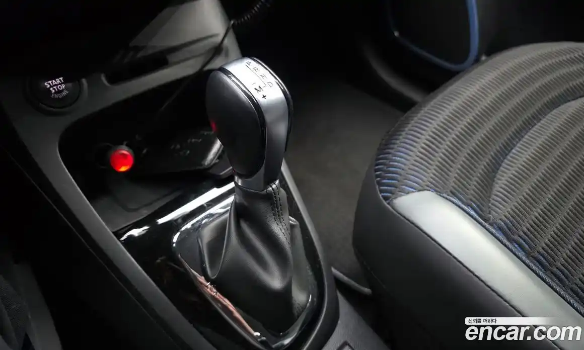 Renault QM3 2017 1.5 гидро в Москве № 2053958, фото 9