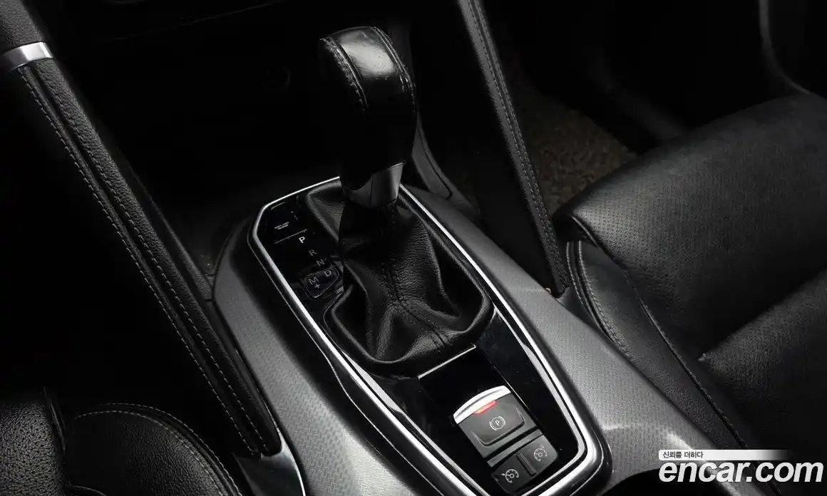 Renault QM6 2017 2.0 гидро в Москве № 2054052, фото 12