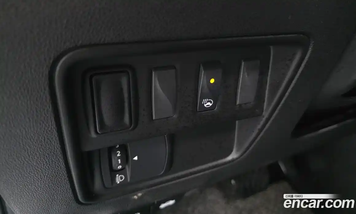Renault QM6 2017 2.0 гидро в Москве № 2054052, фото 19