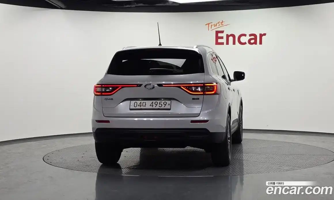 Renault QM6 2017 2.0 гидро в Москве № 2054052, фото 4