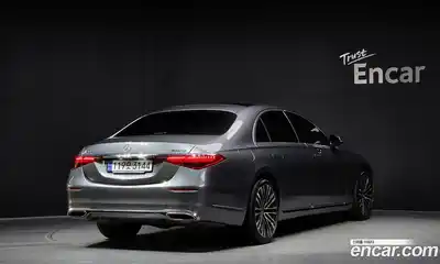Mercedes-Benz S-Class 2023 3.0 гидро в Москве № 2054287, миниатюра 2
