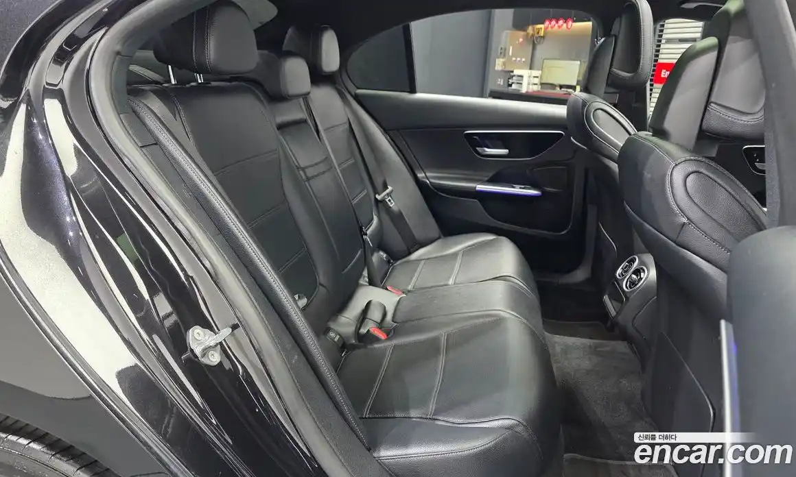 Mercedes-Benz C-Class 2023 2.0 гидро в Москве № 2054335, фото 18