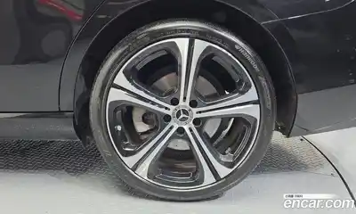 Mercedes-Benz C-Class 2023 2.0 гидро в Москве № 2054335, миниатюра 7