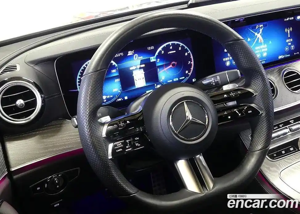Mercedes-Benz E-Class 2020 2.0 гидро в Москве № 2054444, фото 12