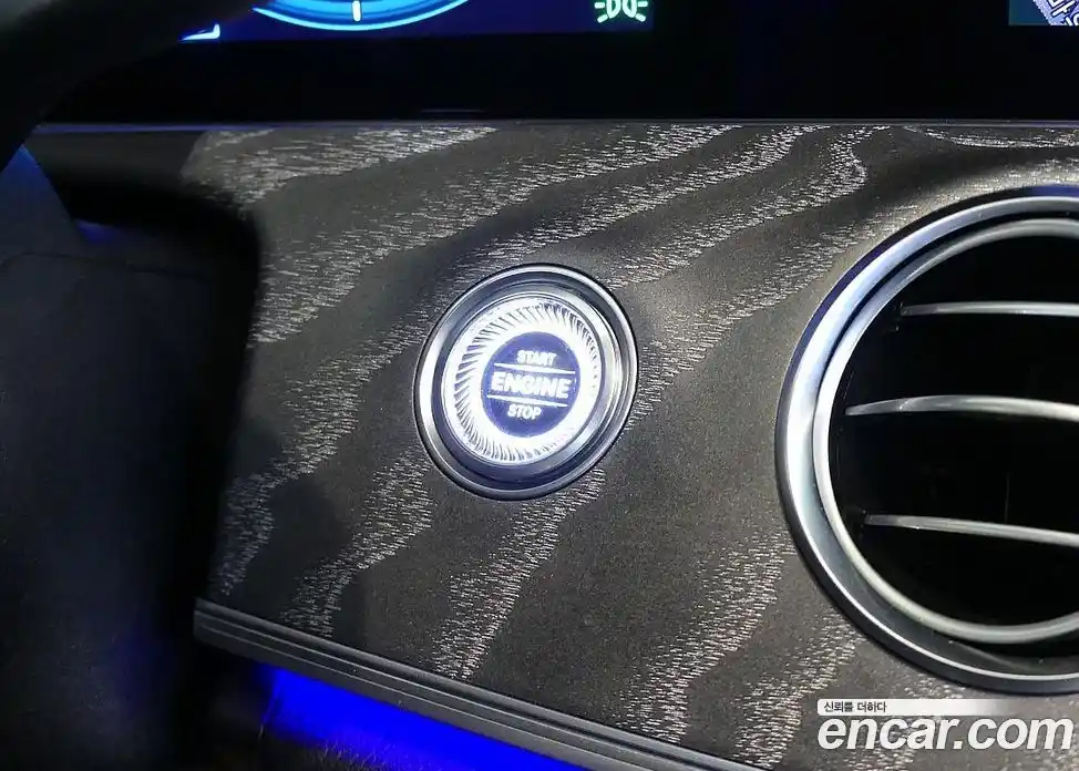 Mercedes-Benz E-Class 2020 2.0 гидро в Москве № 2054444, фото 15