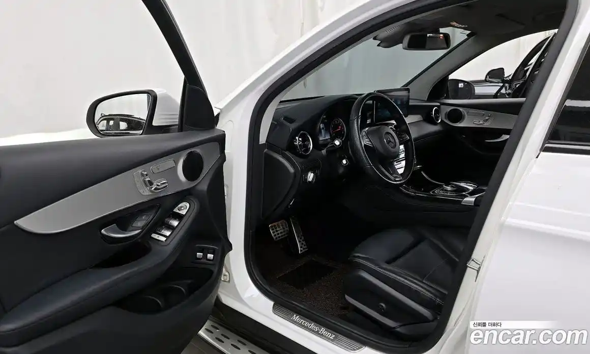 Mercedes-Benz GLC-Class 2018 2.0 гидро в Москве № 2054513, фото 13