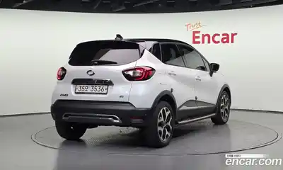 Renault QM3 2018 1.5 гидро в Москве № 2055085, миниатюра 2