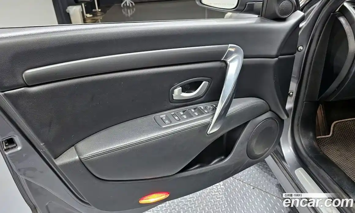 Renault SM7 2015 2.0 гидро в Москве № 2055330, фото 14