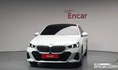 BMW 5-Series 2025 2.0 гидро в Москве № 2056339, миниатюра 2