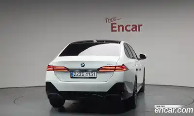 BMW 5-Series 2025 2.0 гидро в Москве № 2056339, миниатюра 3