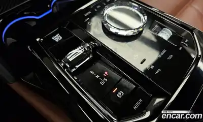 BMW 5-Series 2025 2.0 гидро в Москве № 2056355, миниатюра 9