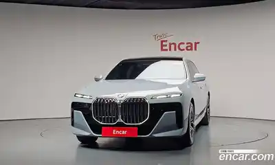 BMW 7-Series 2023 3.0 гидро в Москве № 2056492, миниатюра 2