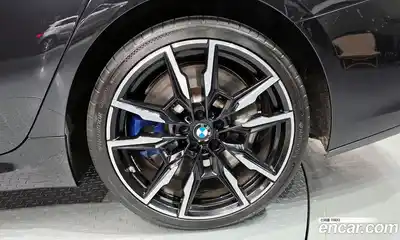 BMW 8-Series 2024 4.4 гидро в Москве № 2056865, миниатюра 7