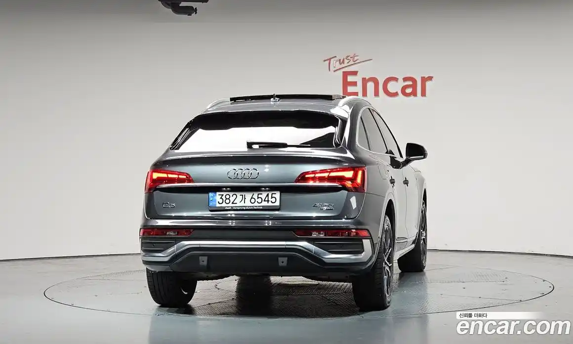 Audi Q5 2022 2.0 гидро в Москве № 2056897, фото 3