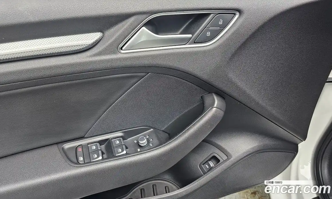 Audi A3 2018 2.0 гидро в Москве № 2057339, фото 25
