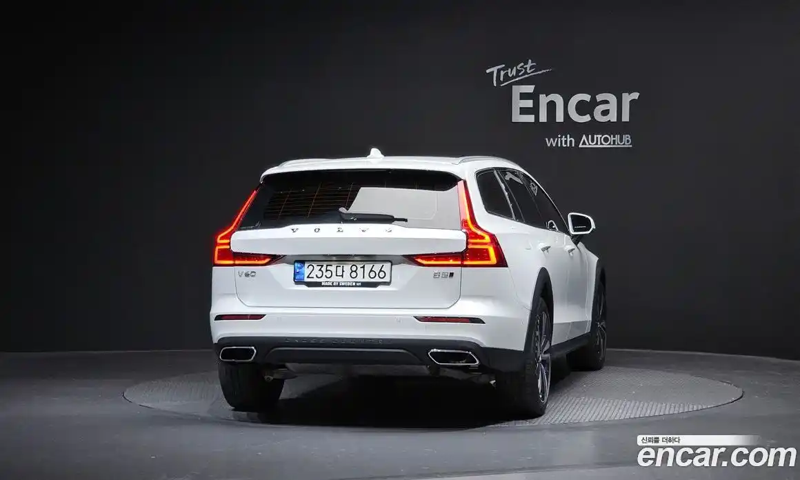 Volvo V60 2021 2.0 гидро в Москве № 2057880, фото 4