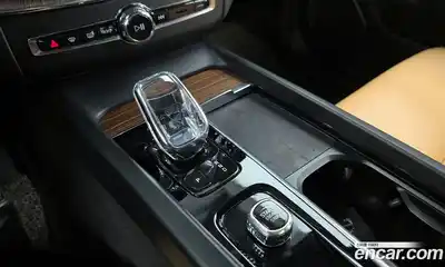 Volvo XC60 2022 2.0 гидро в Москве № 2057940, миниатюра 12