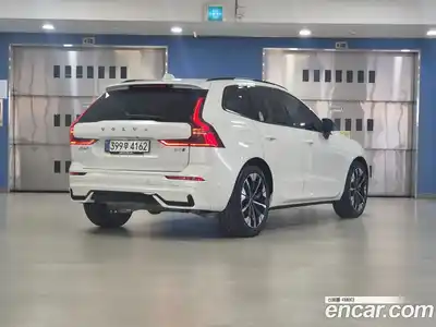 Volvo XC60 2025 2.0 гидро в Москве № 2058116, миниатюра 3