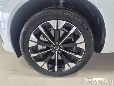 Volvo XC60 2025 2.0 гидро в Москве № 2058116, миниатюра 5