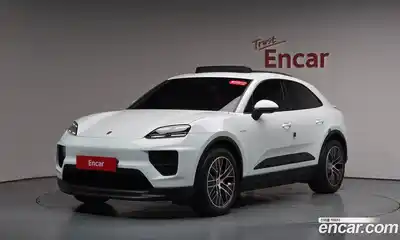 Porsche Macan, 2025