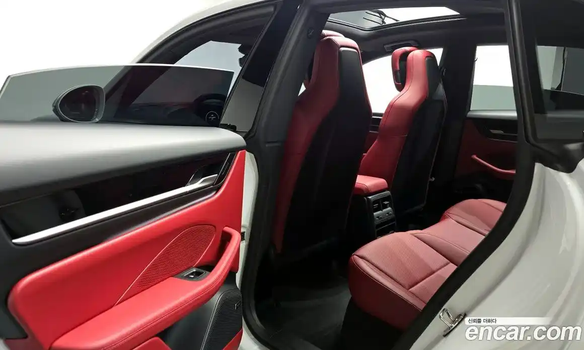 Porsche Macan 2025 0.2 гидро в Москве № 2058240, фото 16