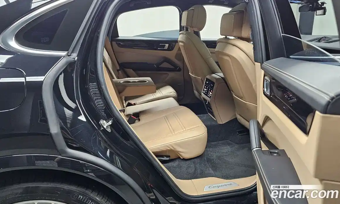 Porsche Cayenne 2023 3.0 гидро в Москве № 2058323, фото 18