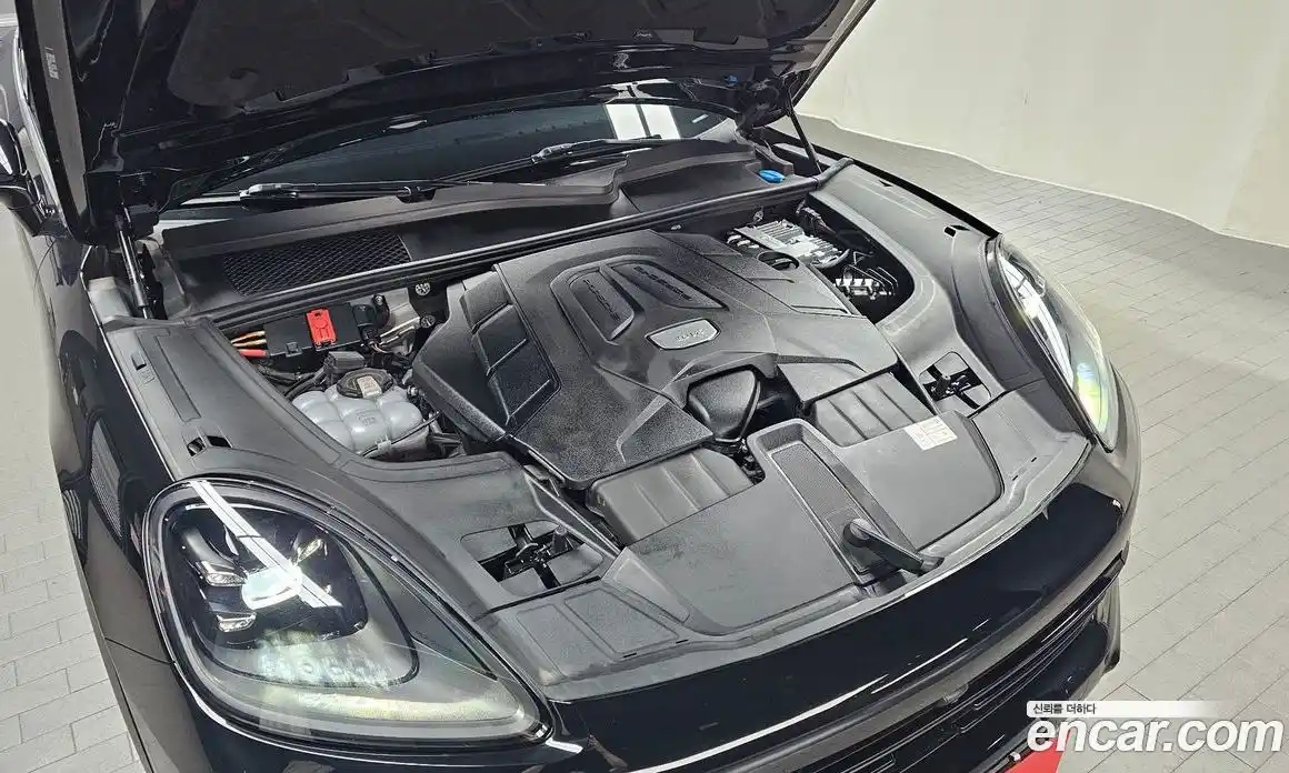 Porsche Cayenne 2023 3.0 гидро в Москве № 2058323, фото 6