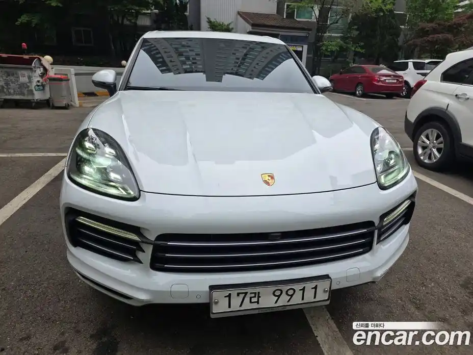 Porsche Cayenne 2019 3.0 гидро в Москве № 2058653, фото 1