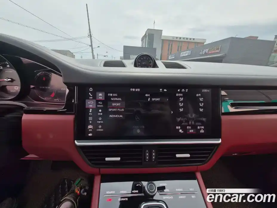 Porsche Cayenne 2020 3.0 гидро в Москве № 2058682, фото 9