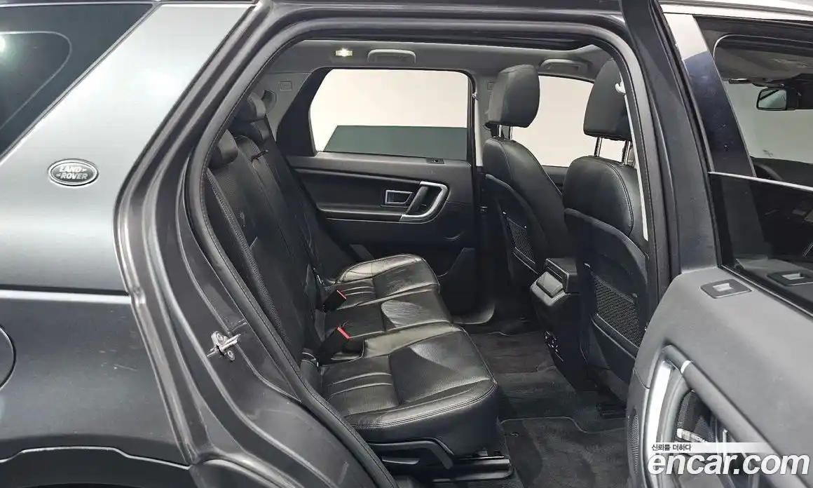 Land Rover Discovery Sport 2019 2.0 гидро в Москве № 2059013, фото 17