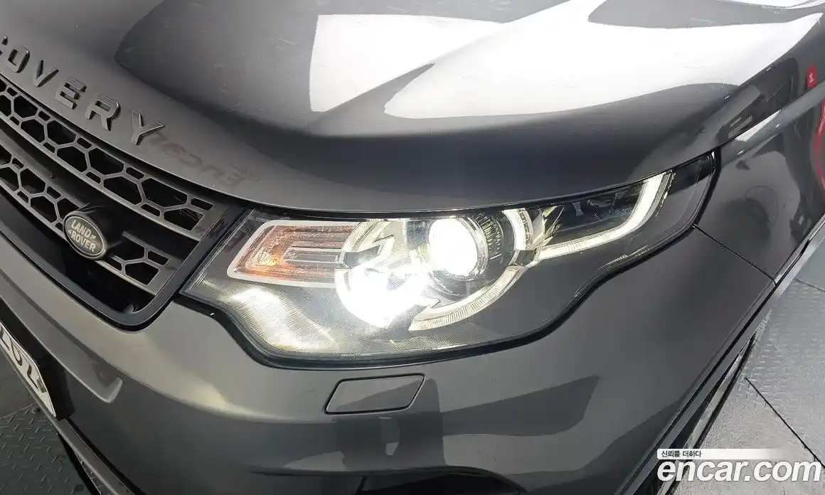 Land Rover Discovery Sport 2019 2.0 гидро в Москве № 2059013, фото 7