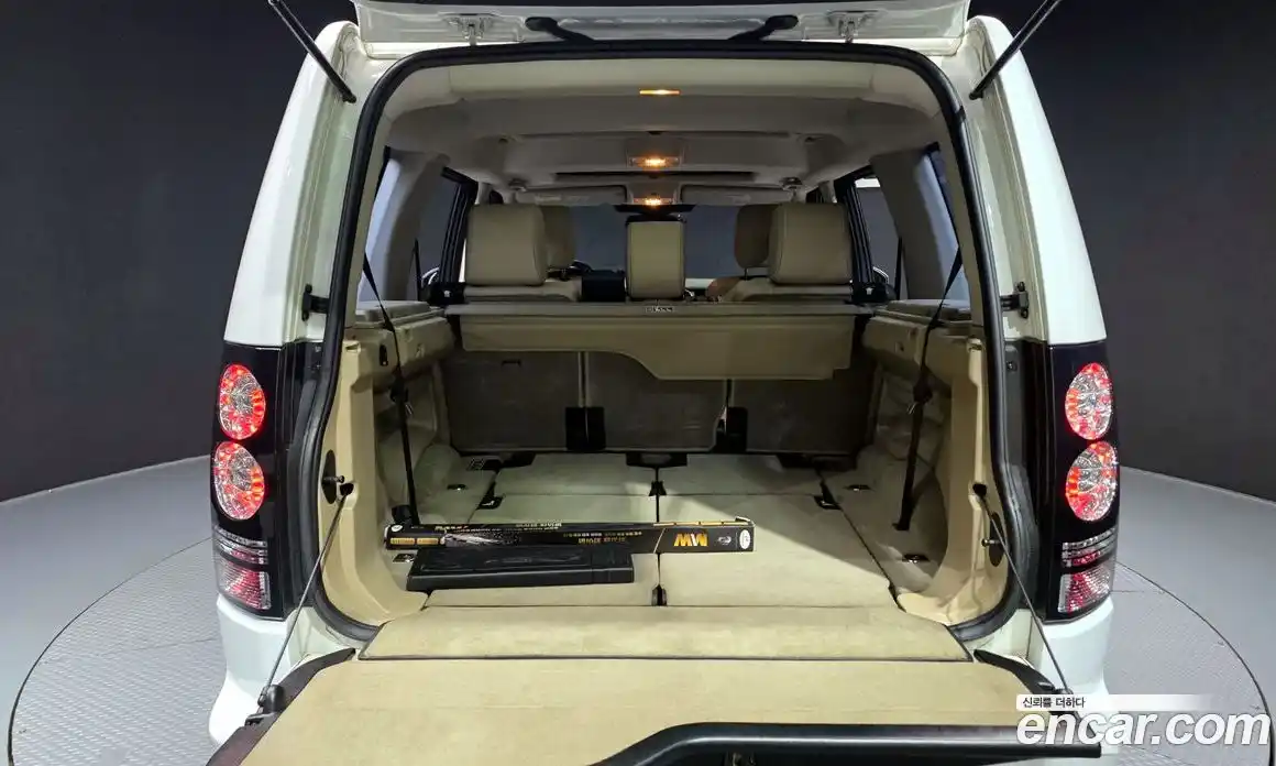 Land Rover Discovery 2015 3.0 гидро в Москве № 2059033, фото 20