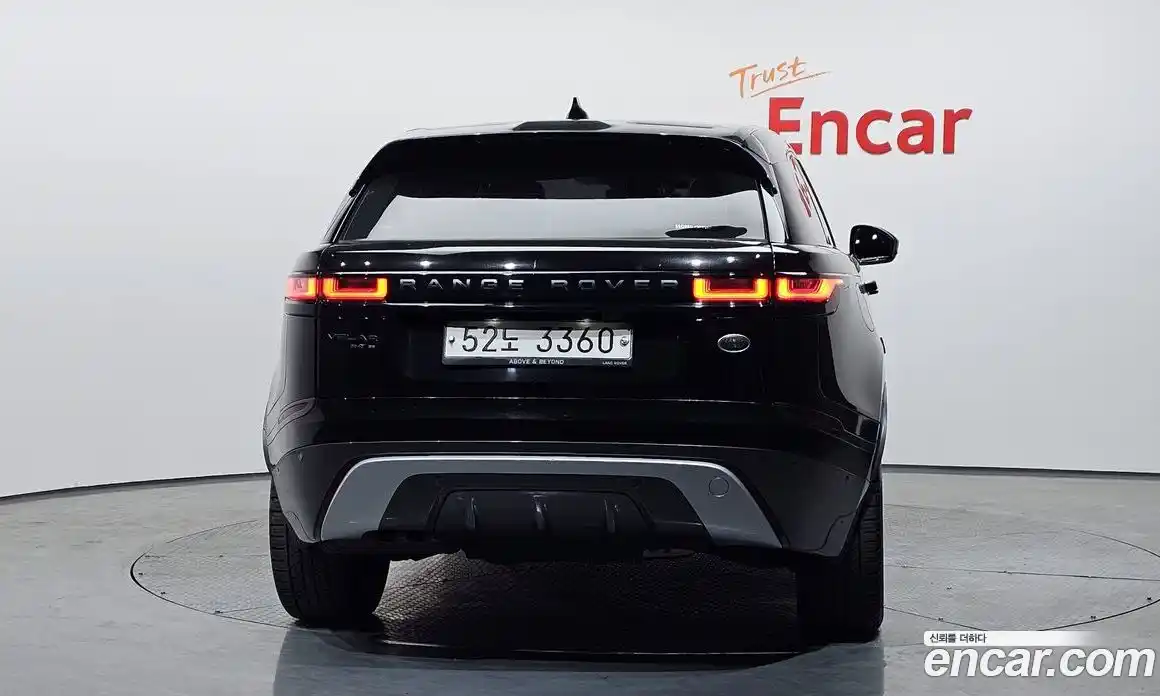 Land Rover Range-Rover Velar 2017 2.0 гидро в Москве № 2059034, фото 4