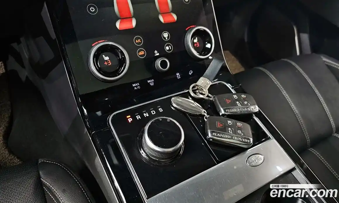 Land Rover Range-Rover Velar 2017 2.0 гидро в Москве № 2059034, фото 9