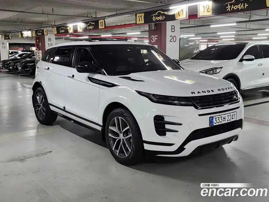 Land Rover Range-Rover Evoque 2025 2.0 гидро в Москве № 2059071, фото 11