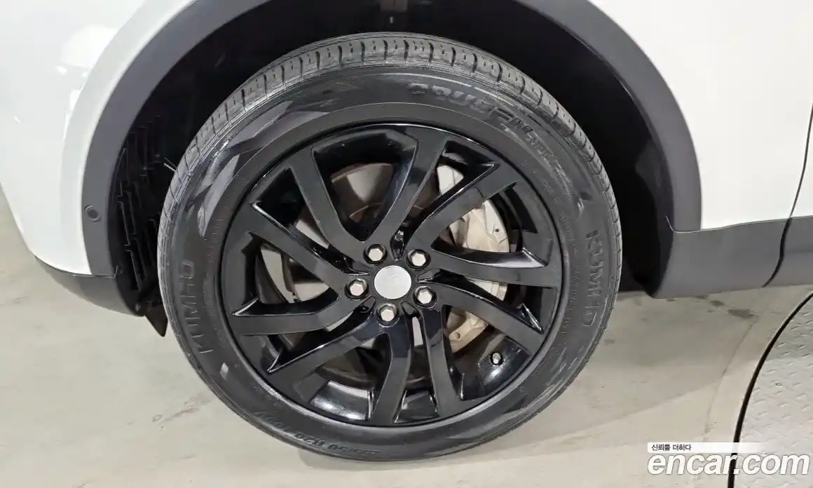 Land Rover Discovery 2019 3.0 гидро в Москве № 2059174, фото 17