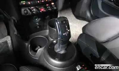 Mini Cooper 2023 1.5 гидро в Москве № 2059229, миниатюра 12