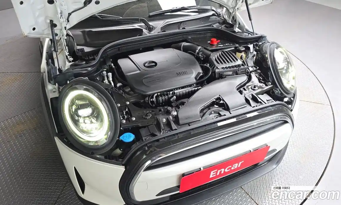 Mini Cooper 2023 1.5 гидро в Москве № 2059229, фото 6