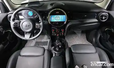 Mini Cooper 2023 1.5 гидро в Москве № 2059229, миниатюра 10