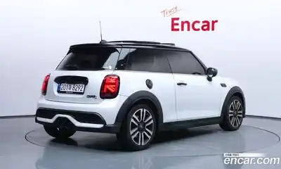 Mini Cooper 2023 2.0 гидро в Москве № 2059249, миниатюра 2