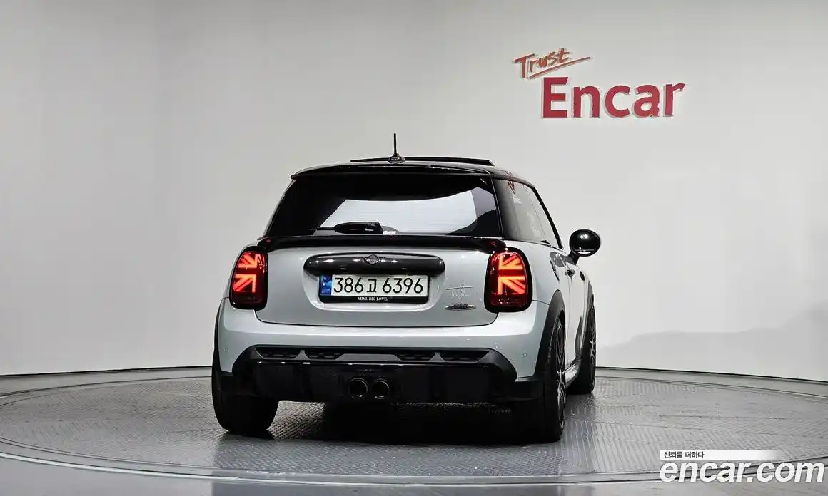Mini Cooper 2021 2.0 гидро в Москве № 2059360, фото 4