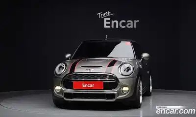 Mini Cooper Convertible 2016 2.0 гидро в Москве № 2059607, миниатюра 3