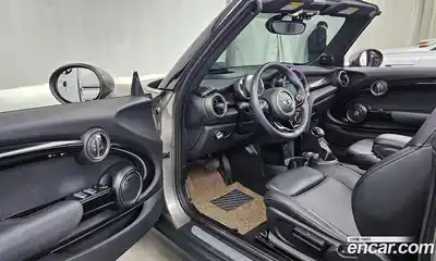 Mini Cooper Convertible 2016 2.0 гидро в Москве № 2059607, миниатюра 10