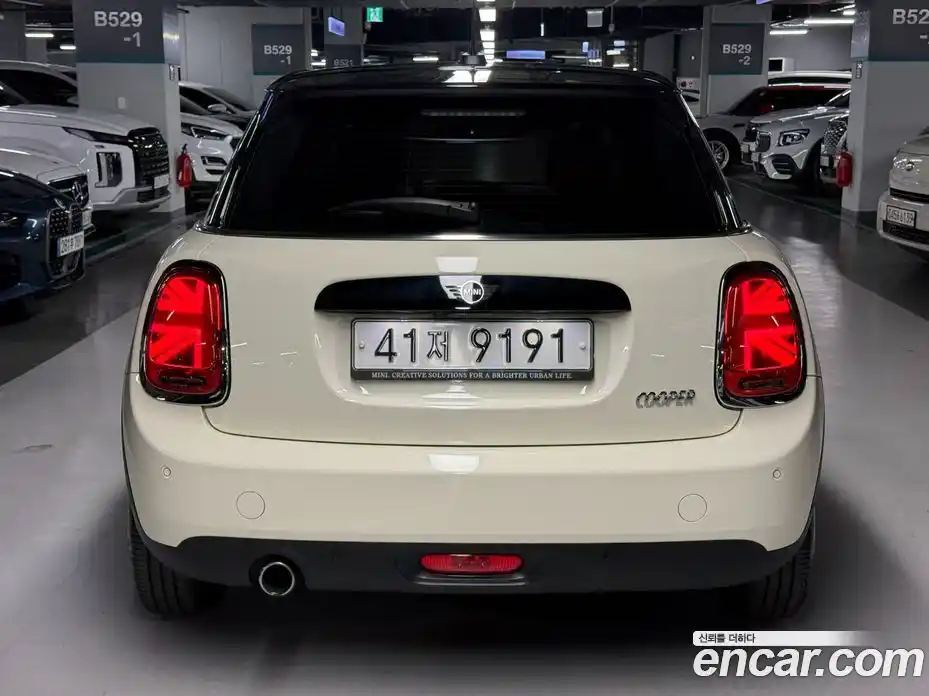 Mini Cooper 2018 1.5 гидро в Москве № 2059722, фото 3